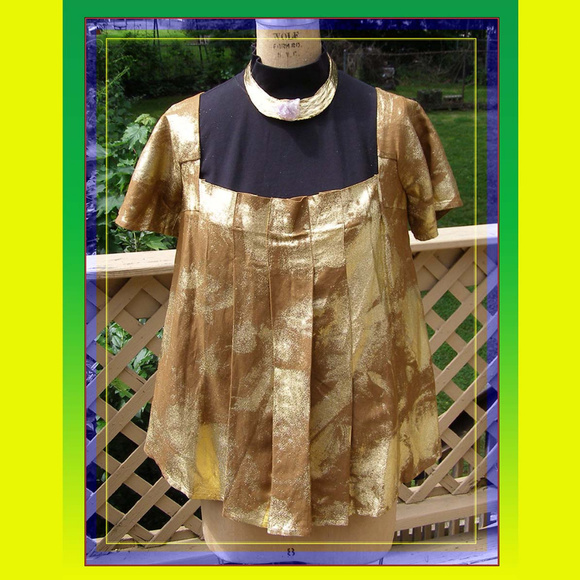 NEW Tata Jolie Pleated Boho Top M 8-10 Gold shine - Picture 1 of 8